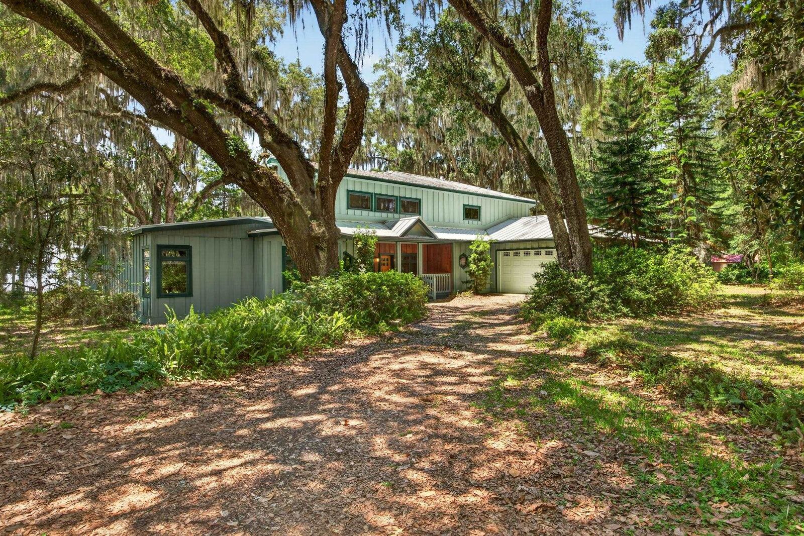 Property Photo: 9455 A County Road 13 North FL 32092-0000