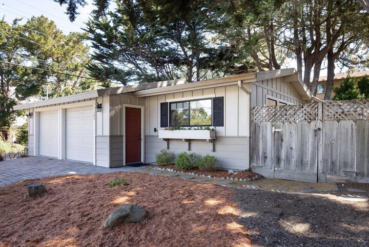 Property Photo: 1103 Kenet Place CA 93950