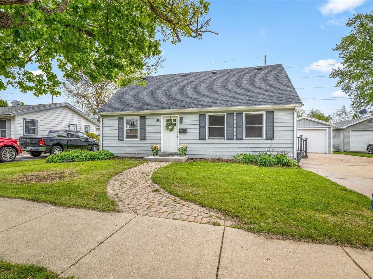 Property Photo:  1204 E Wisconsin Street  WI 53115 