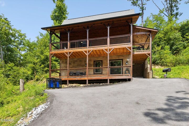 Property Photo: 620 Deer Path Lane TN 37738