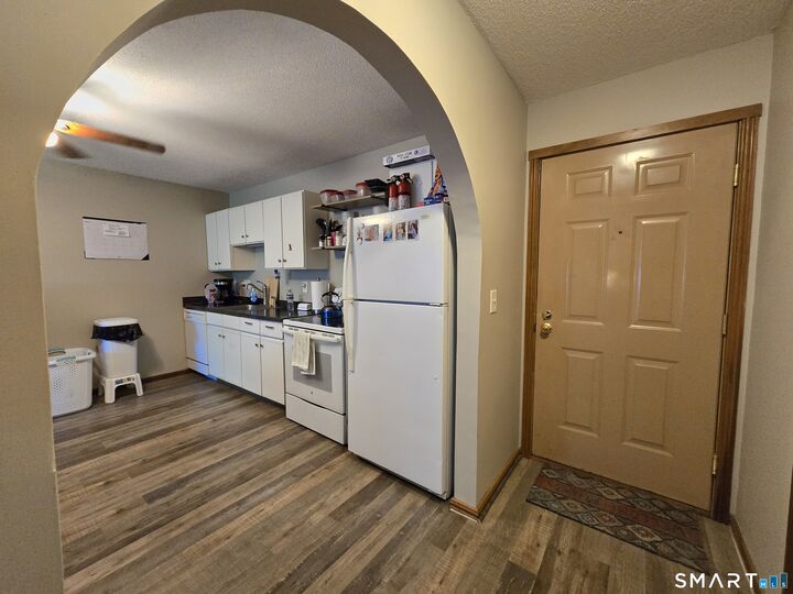 Property Photo: 24 West Road 16 CT 06029