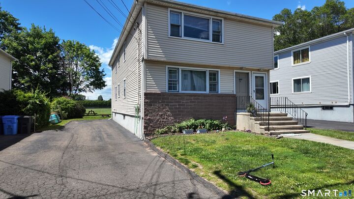 Property Photo: 27 Manila Avenue CT 06525