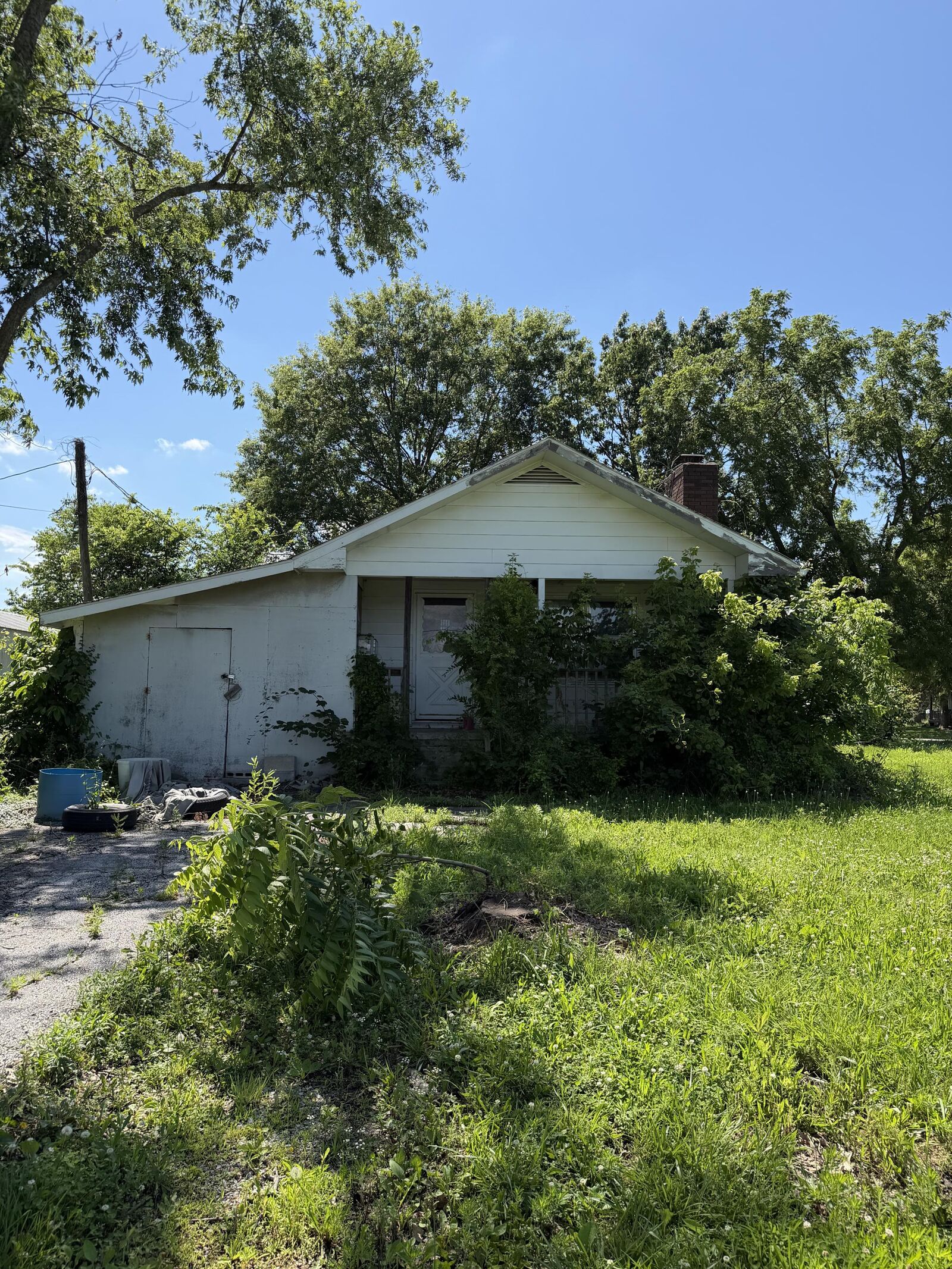 Property Photo:  600 S Summer Street  MO 64744 