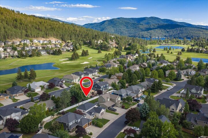 Property Photo:  1422 N Murray Ln  WA 99019 