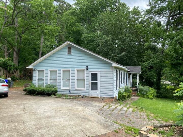 Property Photo: 14 Pasadena Avenue SC 29605-2304