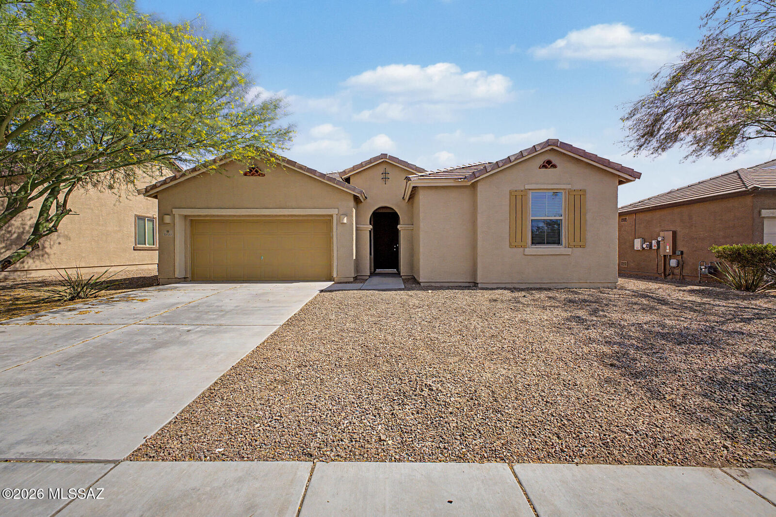 Property Photo: 11231 W Copper Field Street AZ 85658