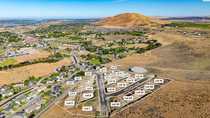 Property Photo: 4723 Ferrero Drive Lot12 WA 99353