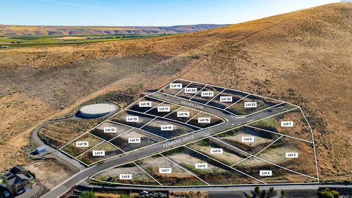Property Photo:  4719 Ferrero Drive Lot11  WA 99353 