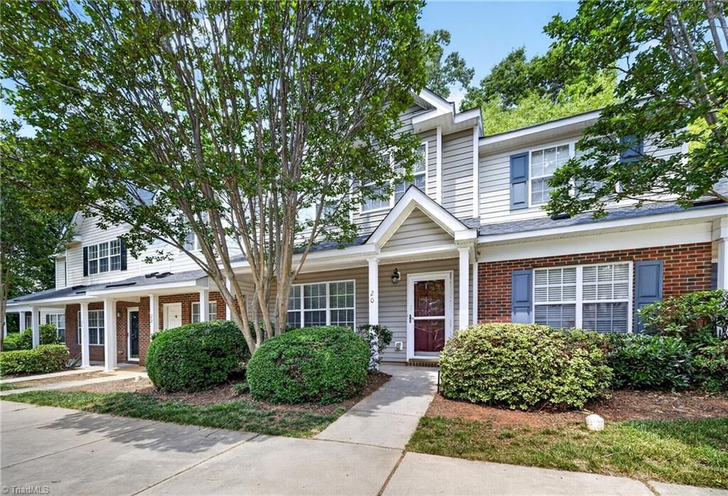 Property Photo: 20 Sidney Marie Court NC 27407