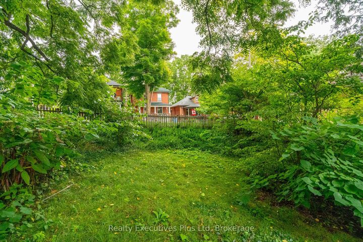 Property Photo:  59 Hearn Avenue  ON N1H 5Y6 