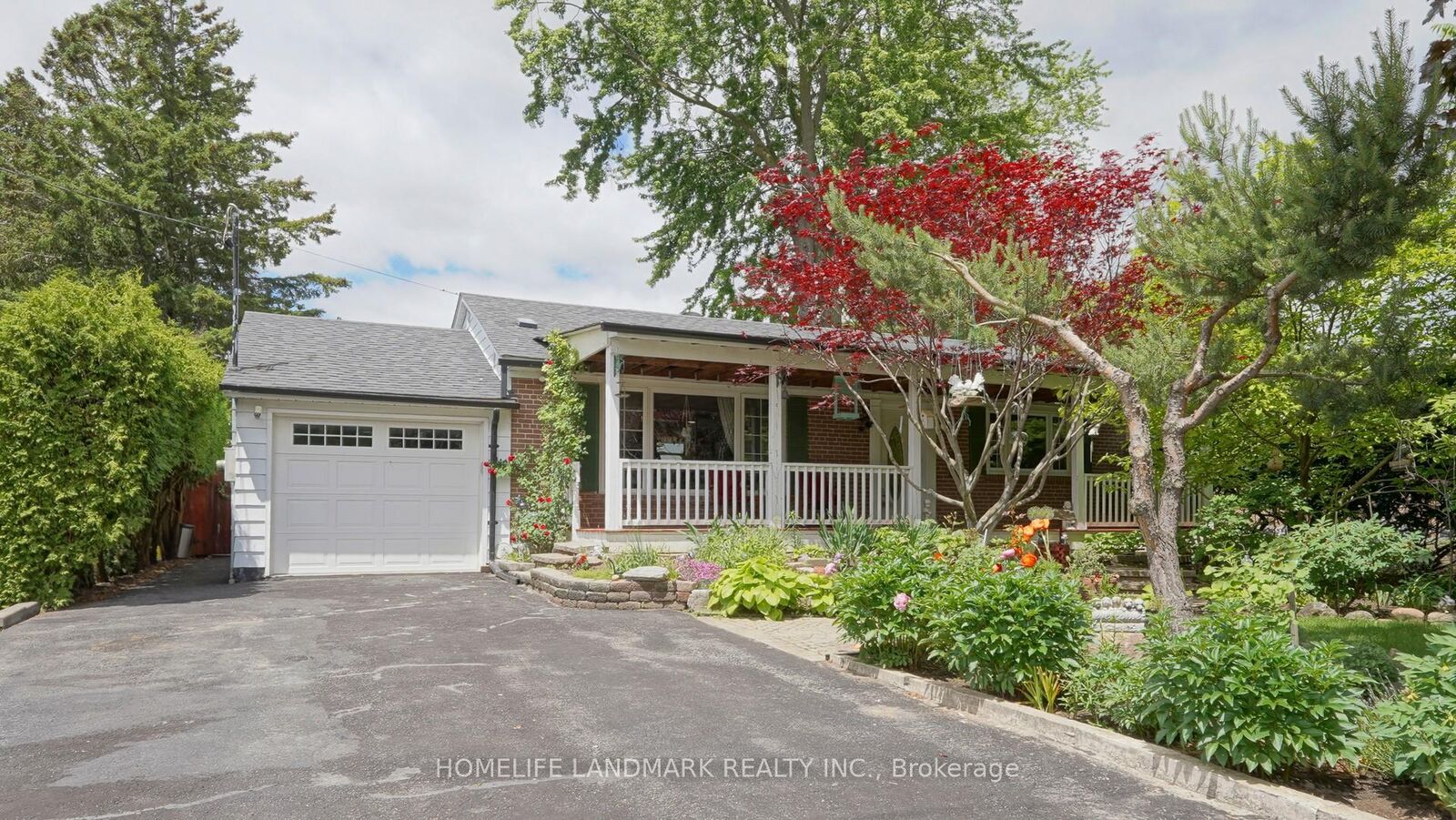 Property Photo: 44 Mill Street ON L1S 6K5