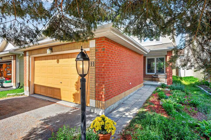 Property Photo:  11 Avonhurst Avenue  ON K2J 4K9 