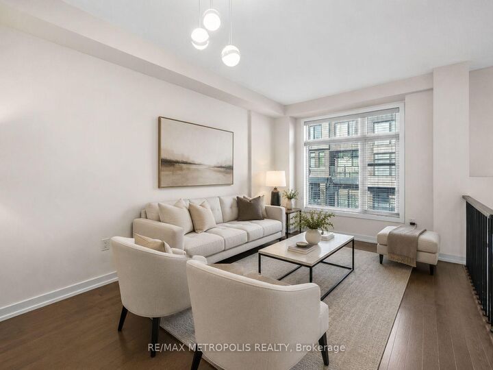 Property Photo: 2521 Castlegate Crossing ON L1X 0H7