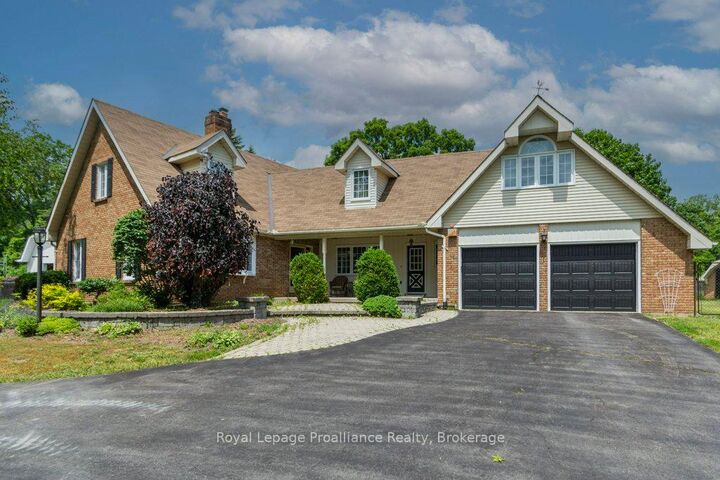Property Photo: 218 Lock Road ON K8V 5P6
