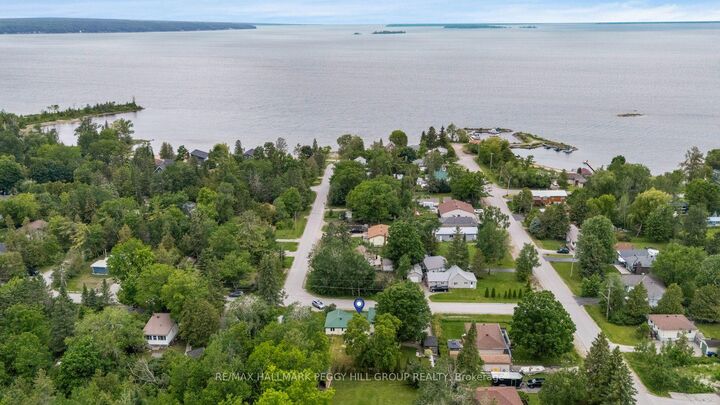 Property Photo:  3 Earldom Boulevard  ON L0K 1R0 