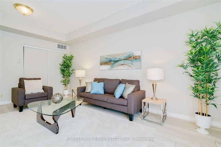 Property Photo:  9 Greenbriar Road 103  ON M2K 1H4 