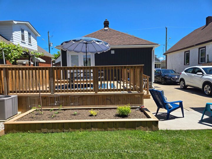 Property Photo: 19 Ormonde Avenue ON L2M 5P1