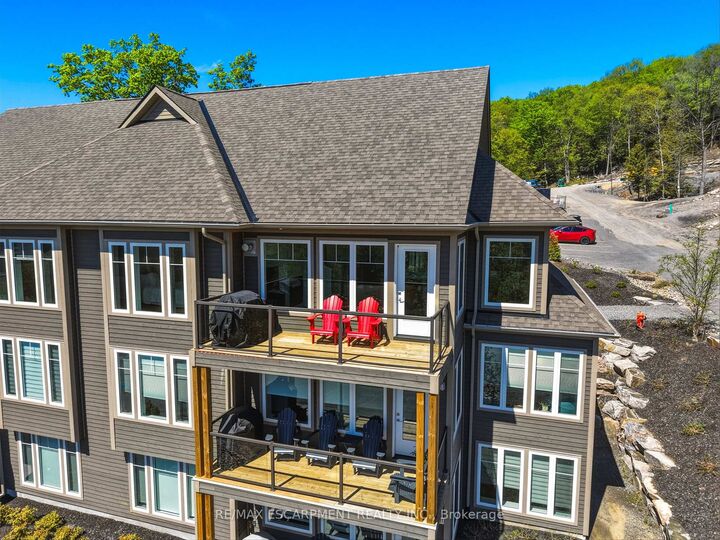 Property Photo:  2 Tree Tops Lane 301  ON P1H 0B8 