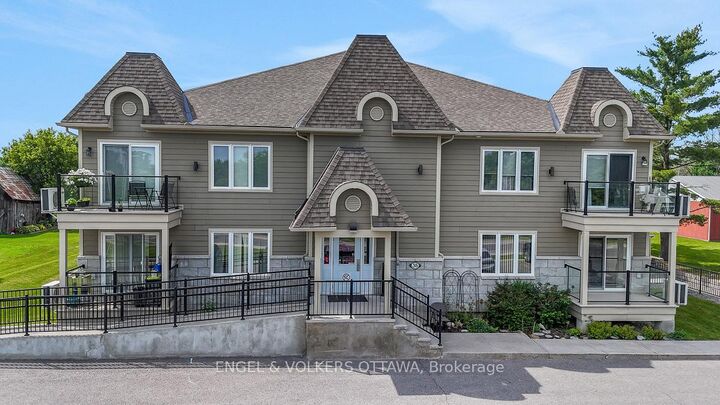 38 Charles Street 202 — photo 1