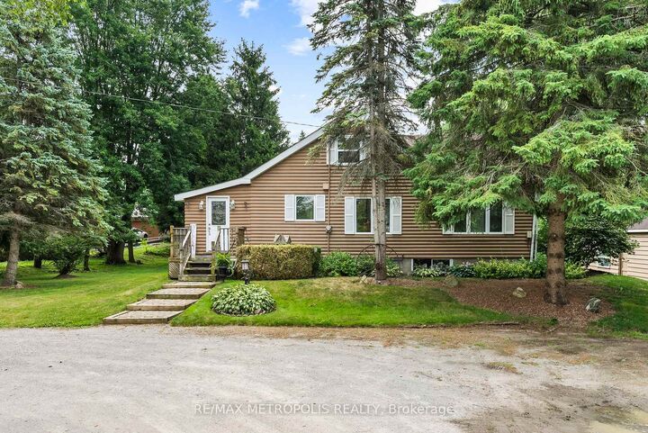 Property Photo: 4359 Lloydtown Aurora Road ON L7B 0E1