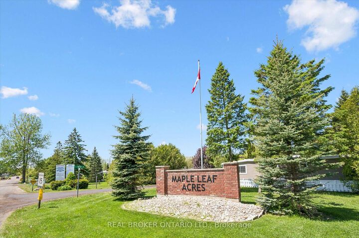 157 Cedar Crescent — photo 1