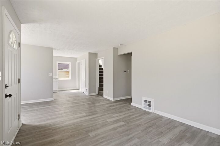 Property Photo: 1620 Cedar Drive OH 44052