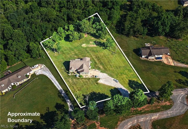 Property Photo:  805 Wynncrest Drive  OH 45750 