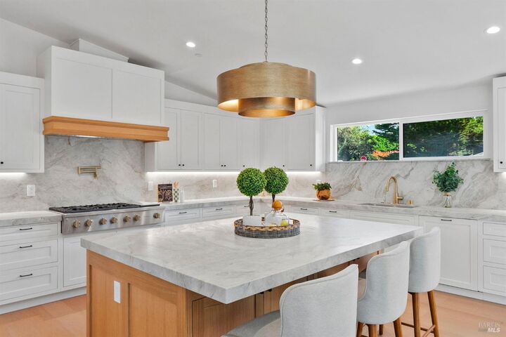 Property Photo: 50 Birch Street CA 94941