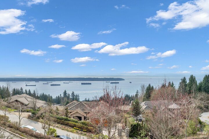 Property Photo: 2575 Garden Court 102 BC V7S 0A2