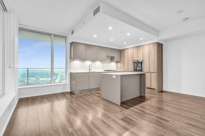 Property Photo: 3809 Evergreen Place 4407 BC V3J 0M1
