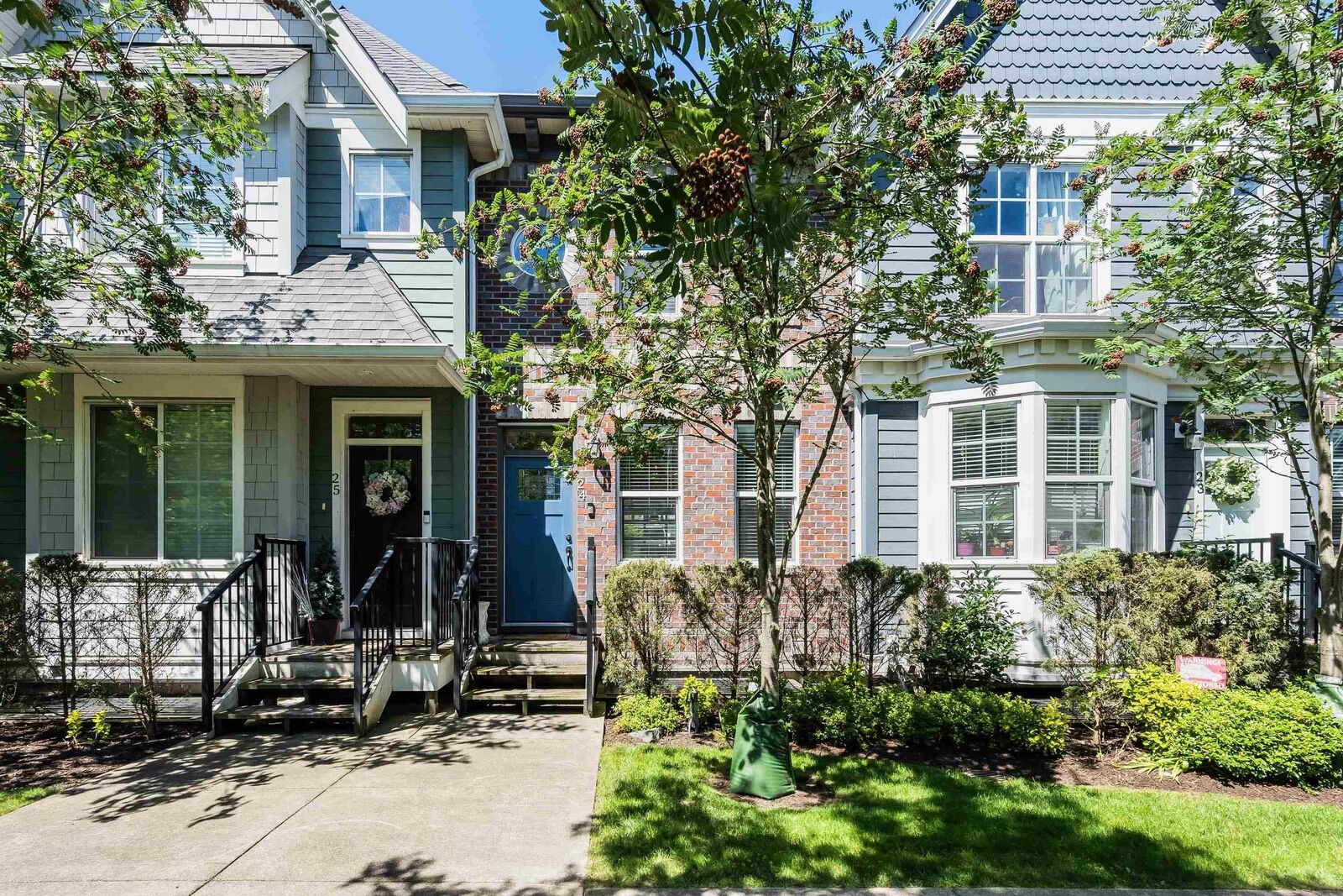 Property Photo:  45462 Tamihi Way 24  BC V2R 0Y2 