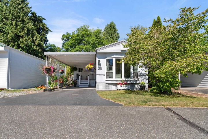 Property Photo: 2315 198 Street 25 BC V2Z 1Z1