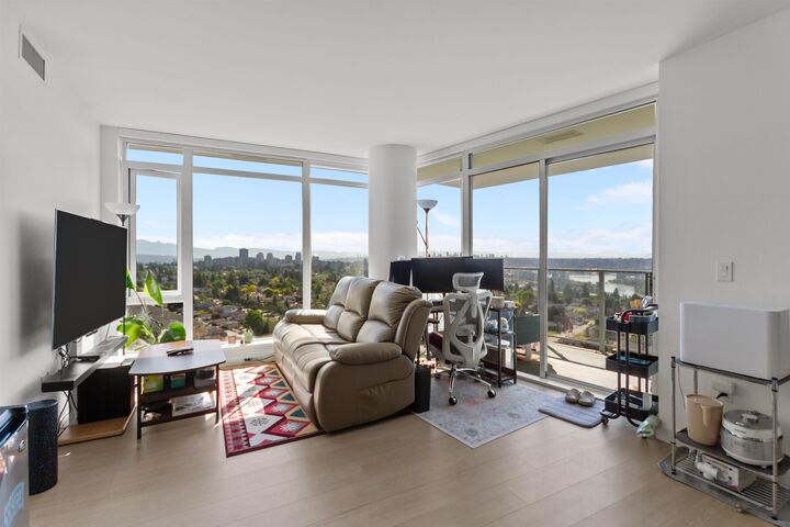 Property Photo: 7769 Park Crescent 1708 BC V3N 0J7