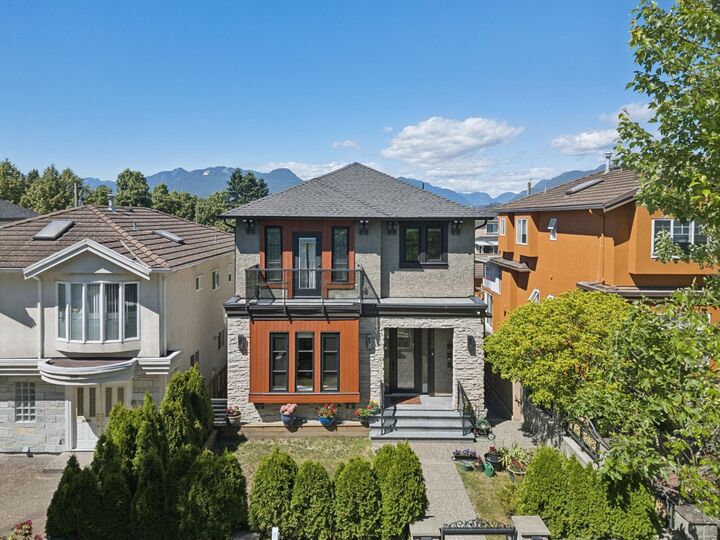 Property Photo: 3233 Grant Street BC V5K 3J1