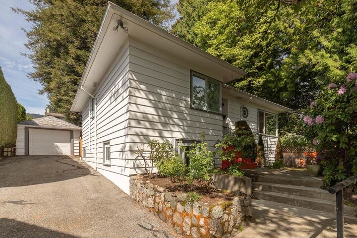 Property Photo: 1441 Haywood Avenue BC V7T 1V5