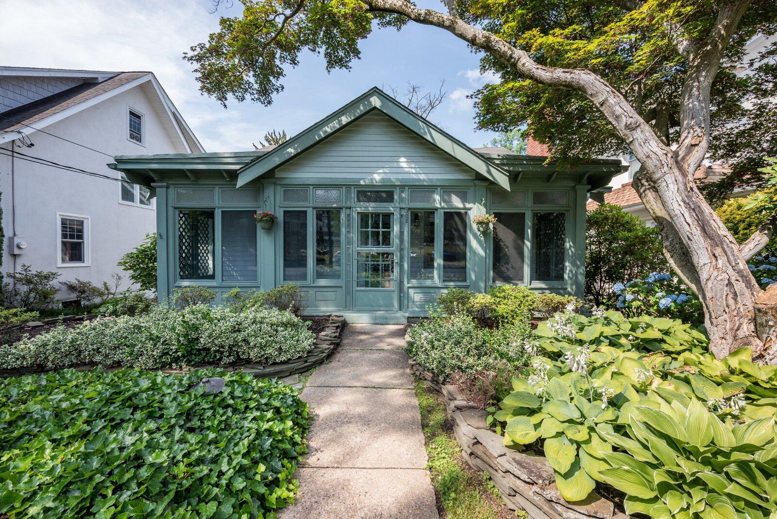Property Photo: 302 2nd Avenue NJ 08035