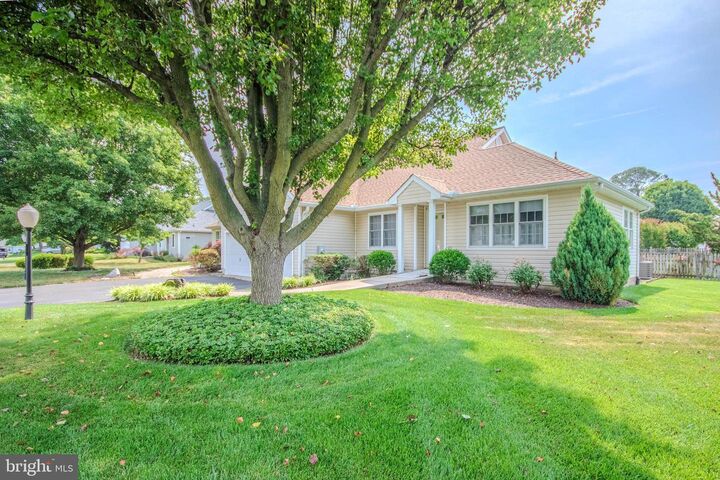 Property Photo: 911 Rosalie Way MD 21804