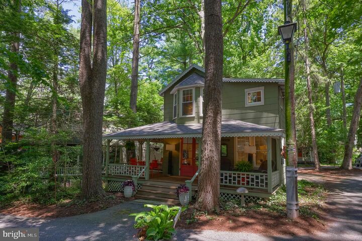 Property Photo:  411 2nd Street  PA 17064 