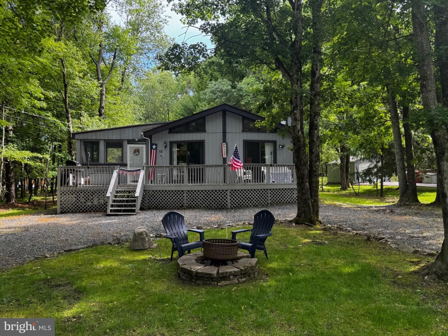 Property Photo: 33 Eliot Lane PA 18210
