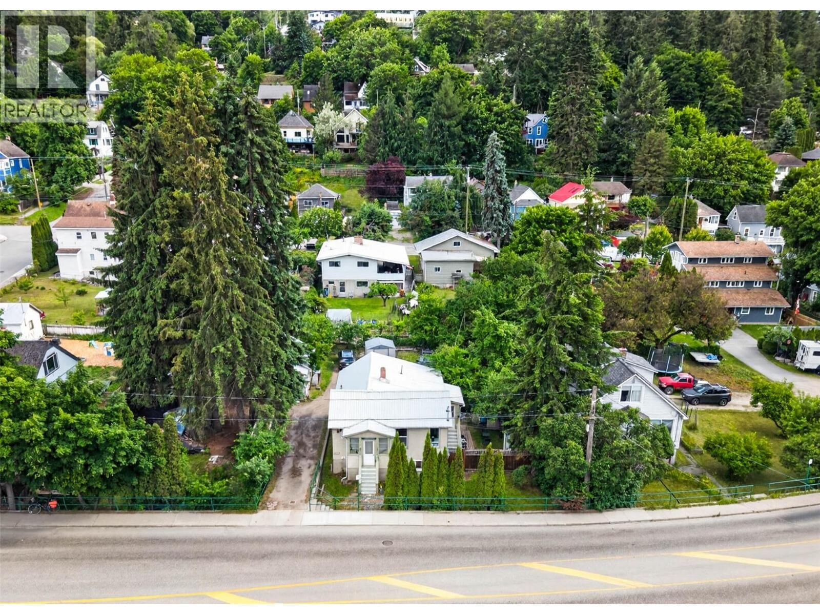 Property Photo:  116 Anderson Street  BC V1L 3X5 