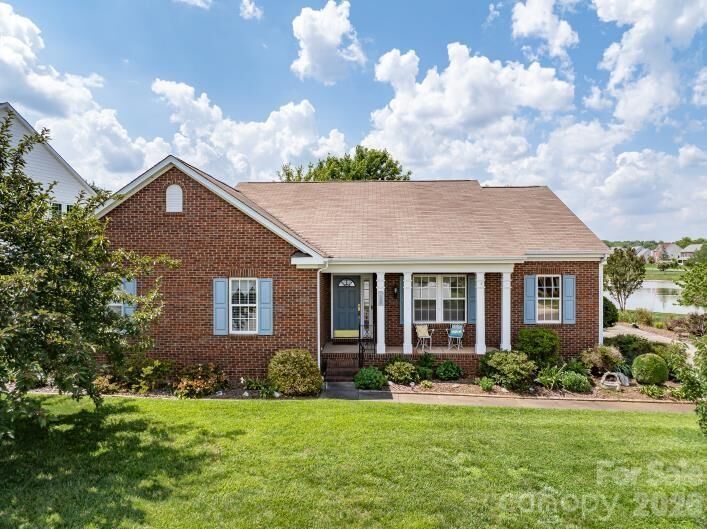 Property Photo:  7716 Conifer Circle  NC 28079 