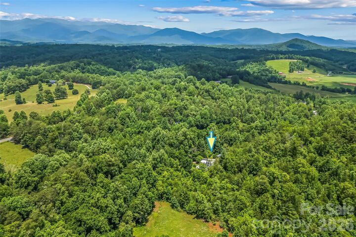 Property Photo:  72 Paradise Lane  NC 28762 