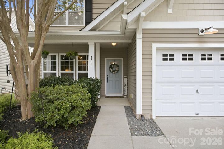 Property Photo: 9511 Long Hill Drive NC 28214