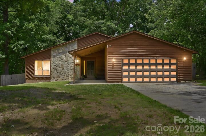 Property Photo: 4119 Bon Rea Drive NC 28226