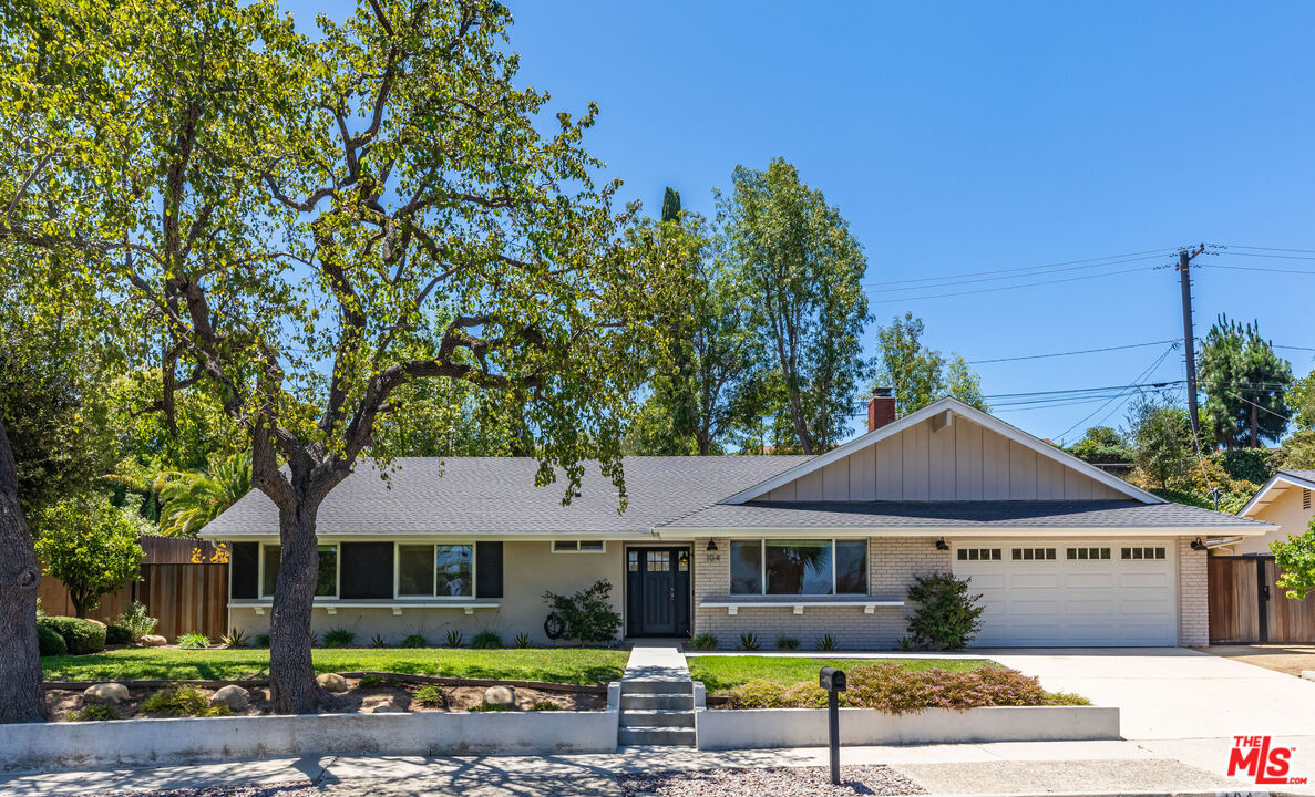 Property Photo: 104 Tarkio St CA 91360