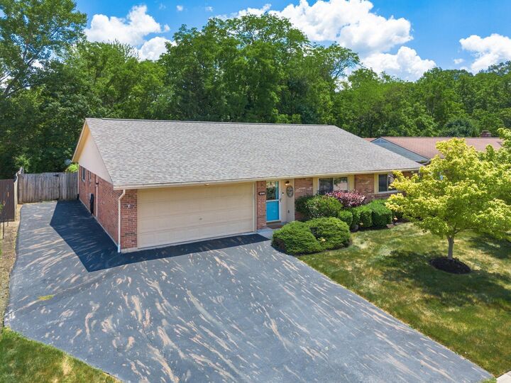 Property Photo: 686 Liberty Lane OH 43081