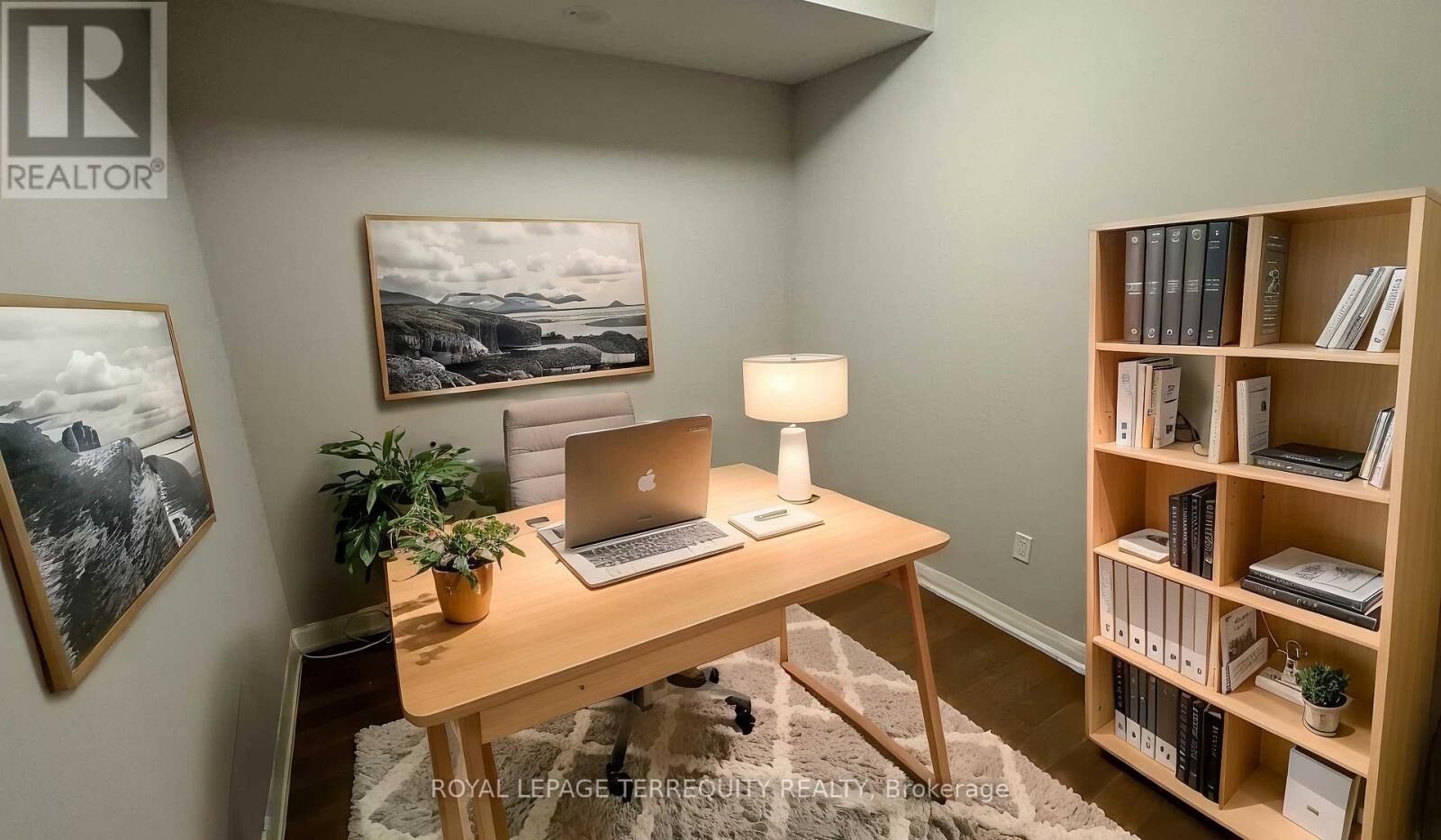 Property Photo: 1415 Dundas Street East 403 ON L6H 8A3