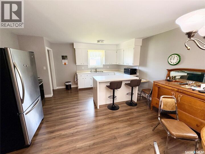 Property Photo:  335 Central Avenue S  SK S9H 3G4 