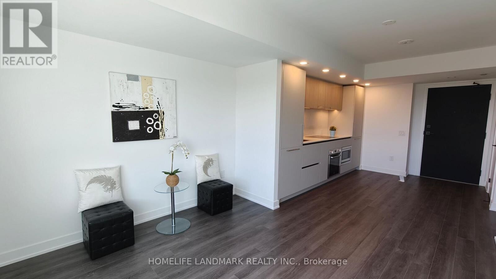 Property Photo:  609 Sherbourne Street 2108  ON M4X 1L1 