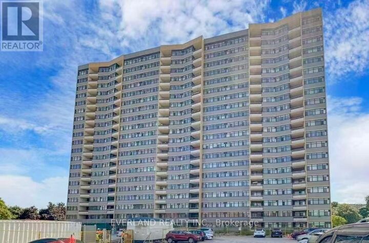 Property Photo:  2050 Bridletowne Circle 303  ON M1W 2V5 